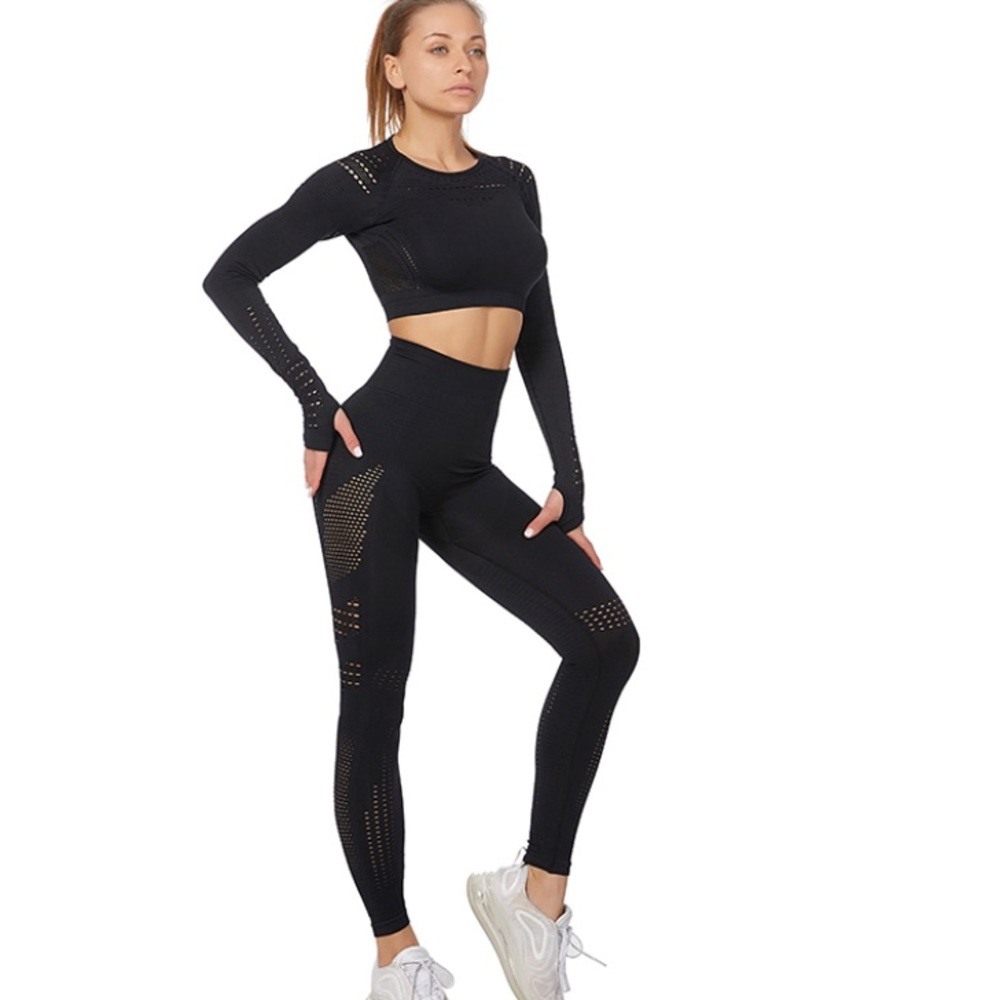 ENERGY+ SEAMLESS LEGGINGS & CROP TOP DUPE